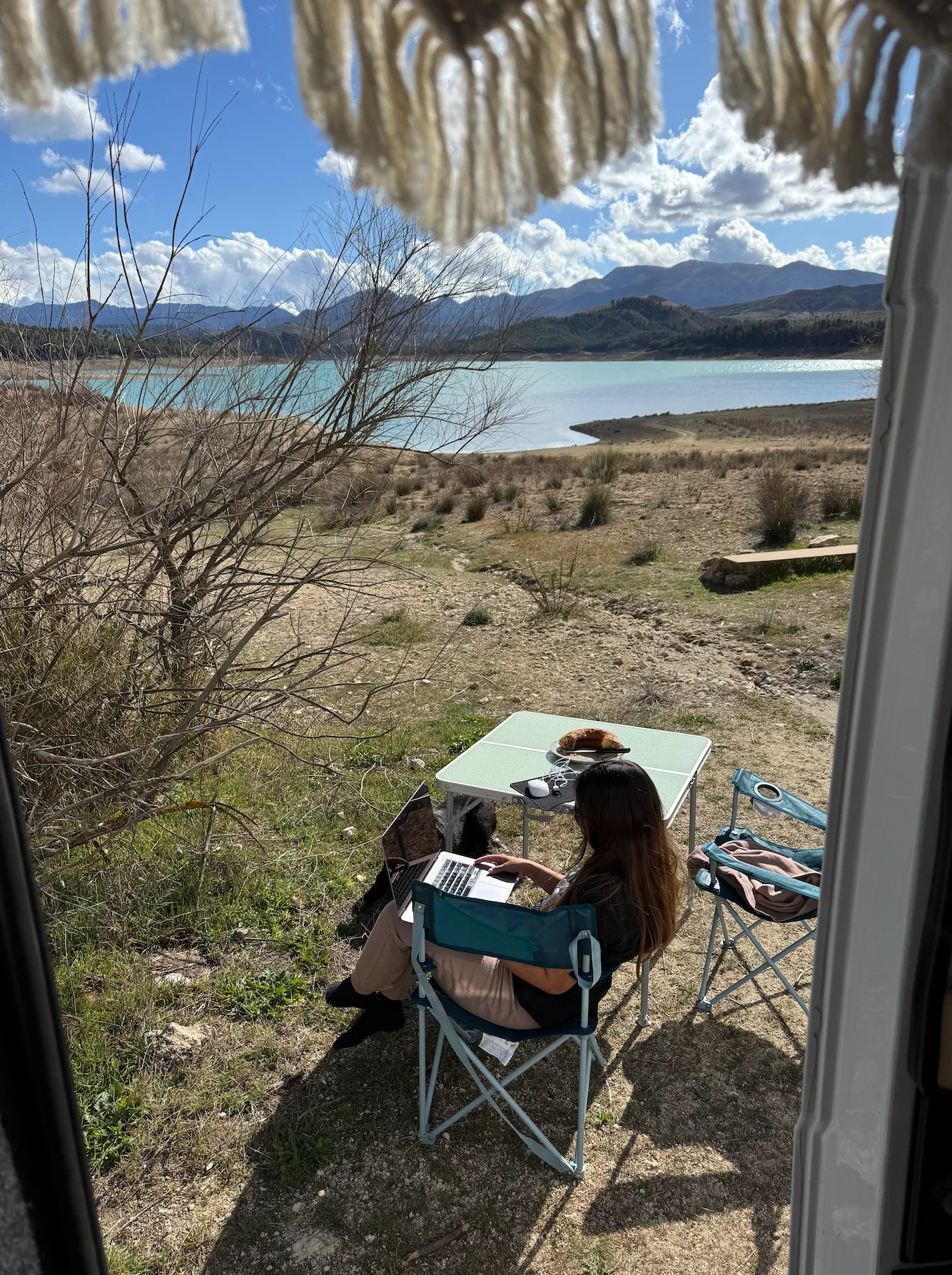 Práce virtuální asistentky