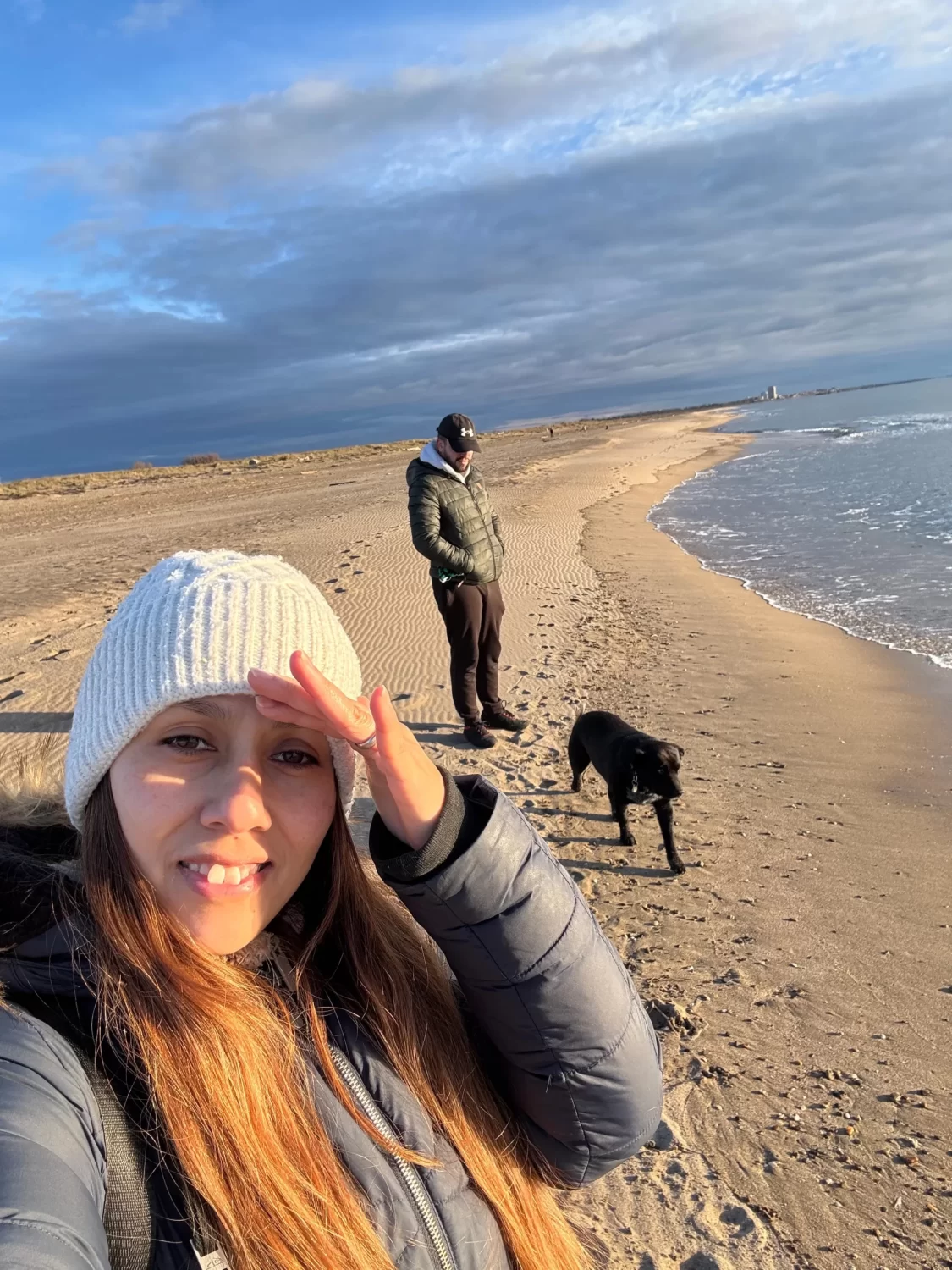 Niky, Zdeňa a Bruno na pláži.